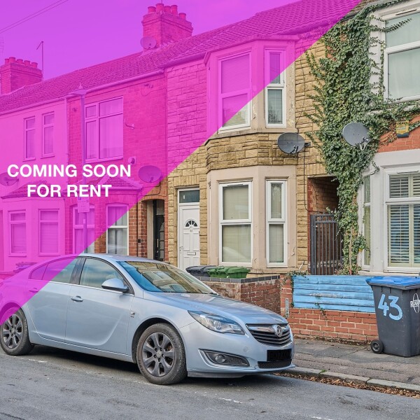 3 bedrooms, en-suite, conservatory, downstairs w.c. and permit parking